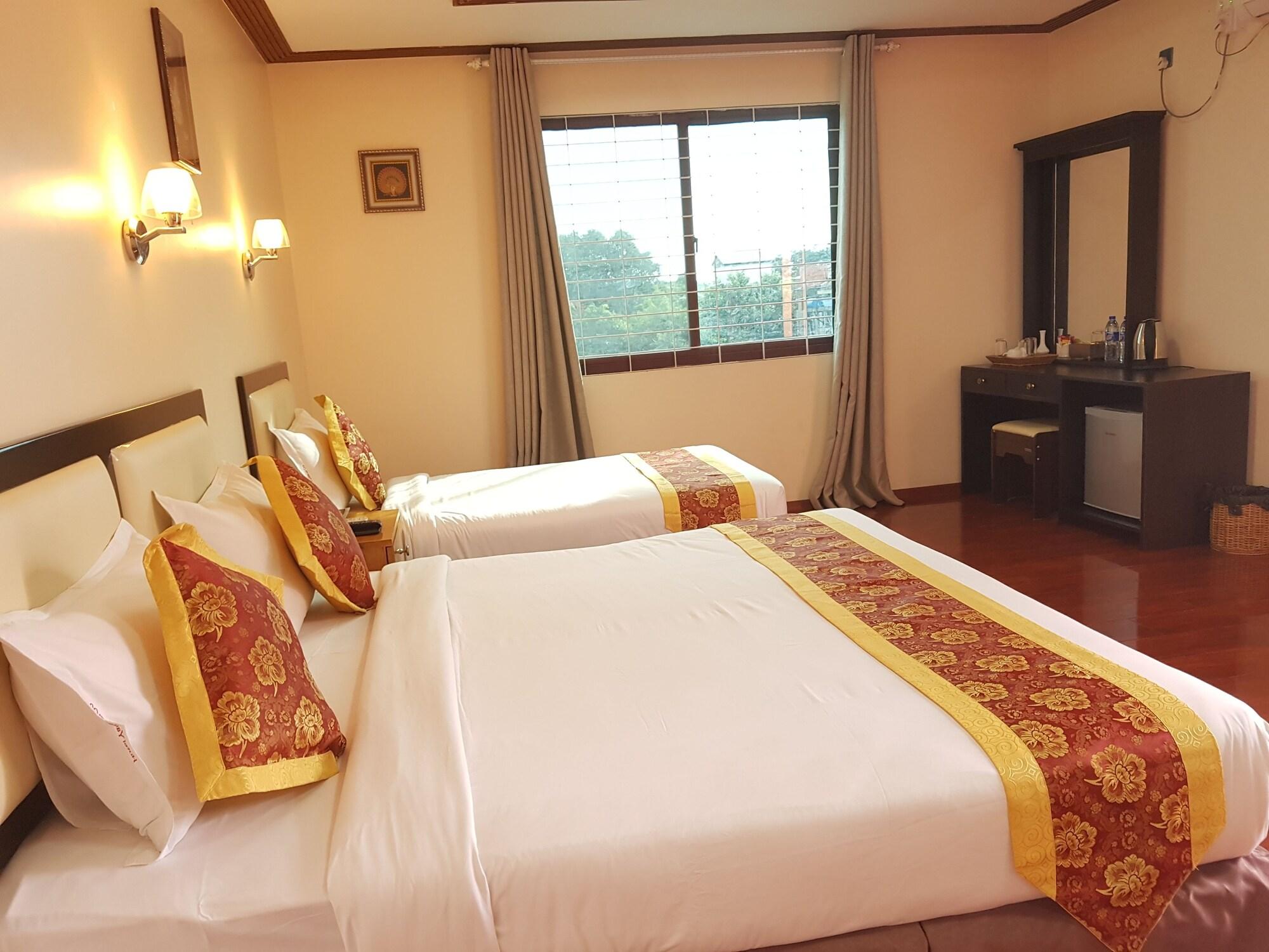 Hotel Yadanar Oo Mandalay Ngoại thất bức ảnh