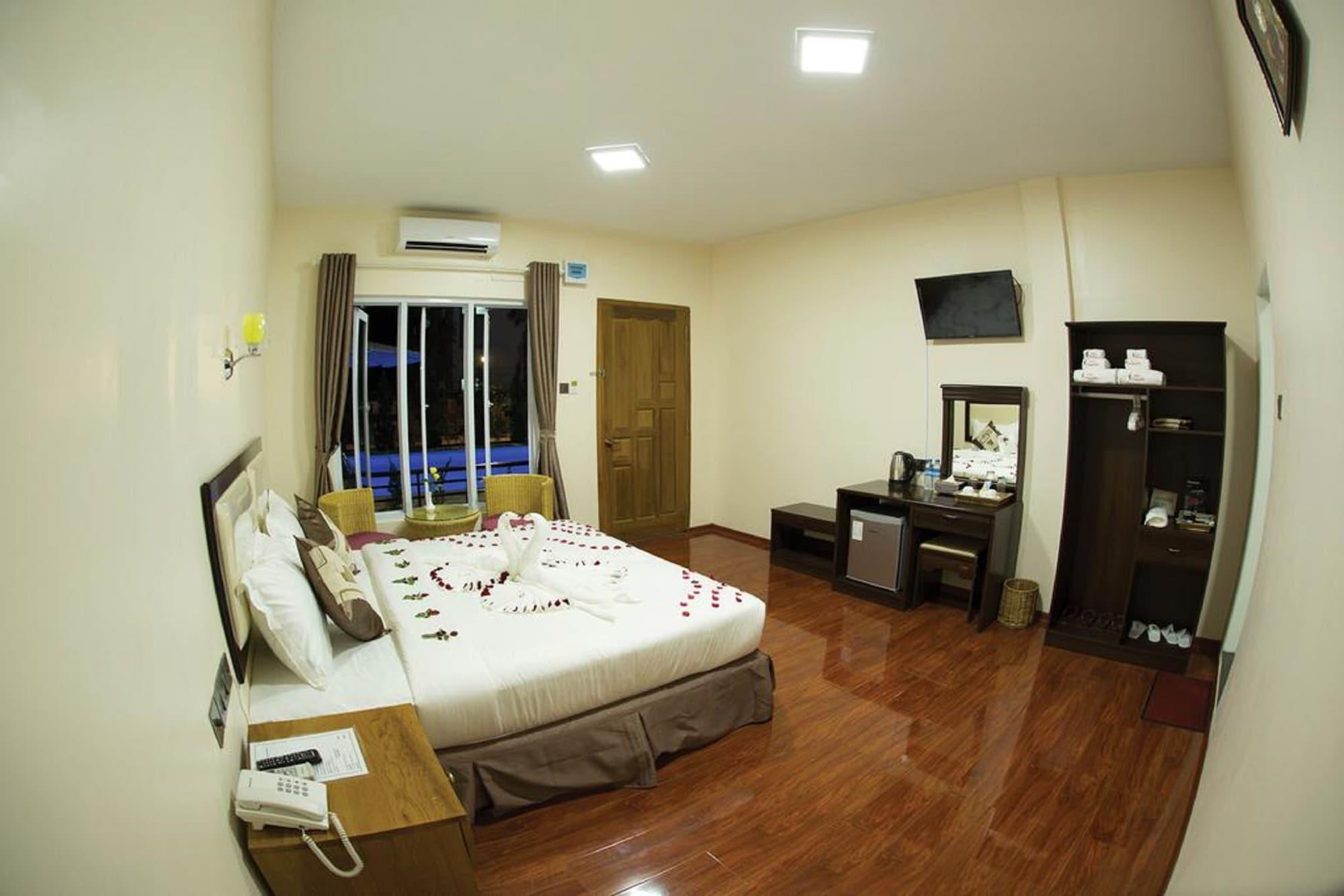 Hotel Yadanar Oo Mandalay Ngoại thất bức ảnh