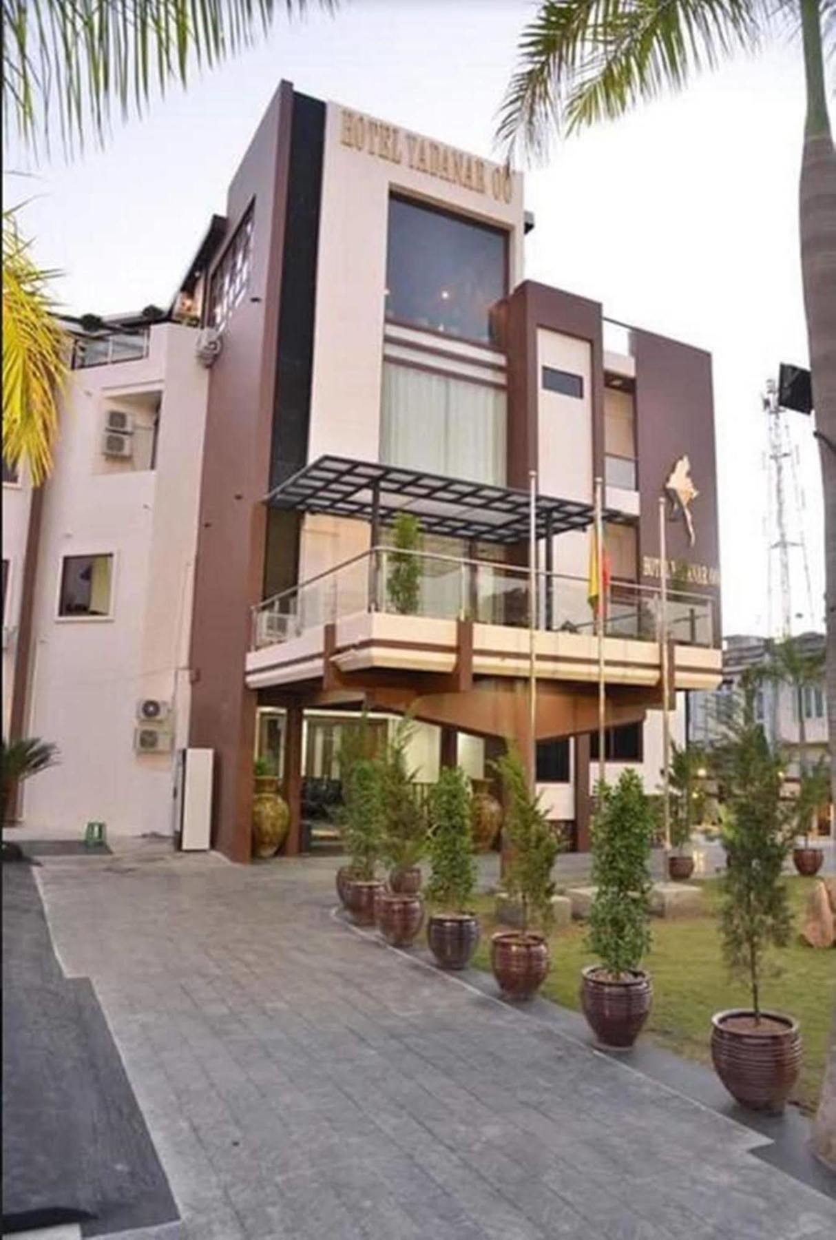 Hotel Yadanar Oo Mandalay Ngoại thất bức ảnh