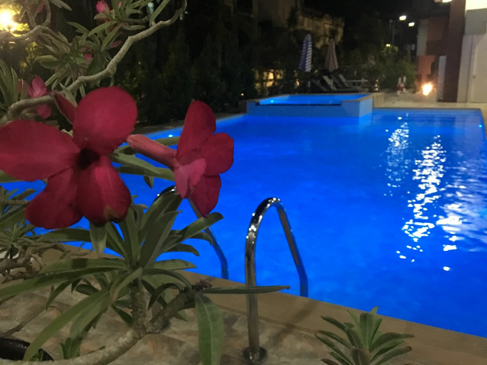 Hotel Yadanar Oo Mandalay Ngoại thất bức ảnh