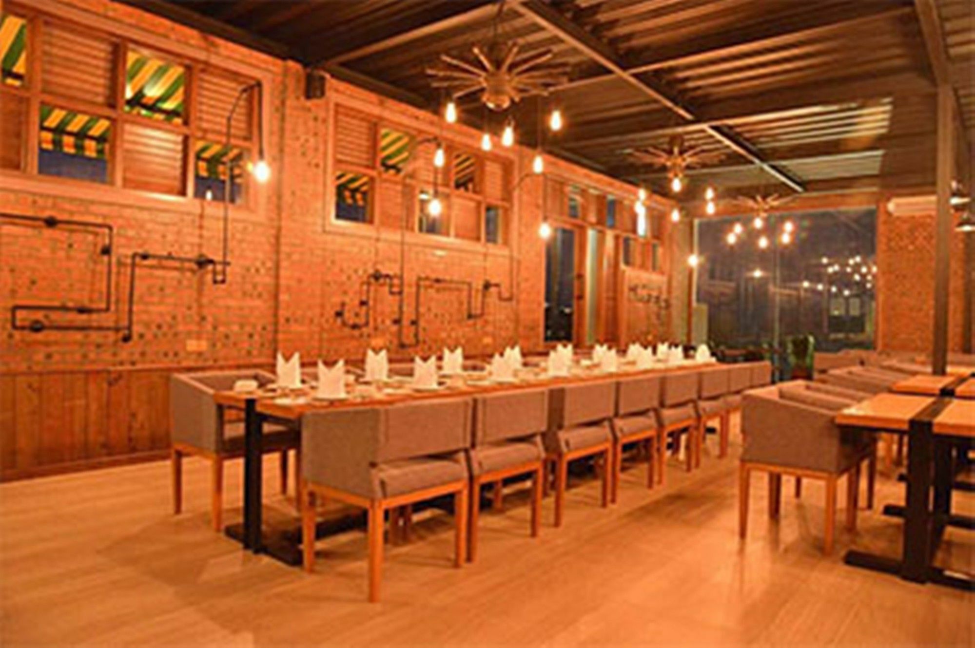 Hotel Yadanar Oo Mandalay Ngoại thất bức ảnh